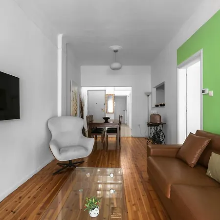 F & B Collection - Flat For 6 * Thessaloniki